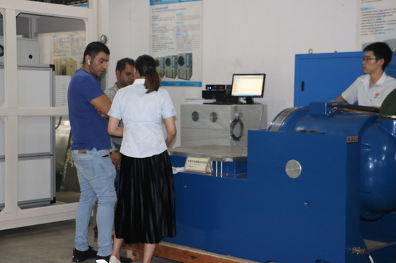Accélération à haute fréquence du Tableau 100g de dispositif trembleur de vibration de grande force électrodynamique