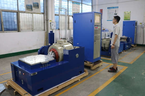 Haute fréquence de machine d'essai électrodynamique de vibration de laboratoire de haute précision