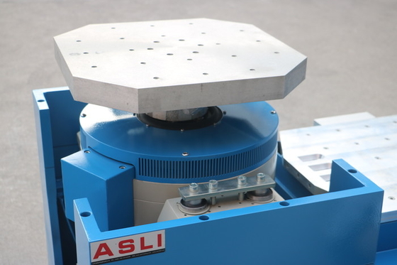 Simulation de transport Shaker Systems électrodynamique pour le laboratoire avec le dispositif d'isolement de choc