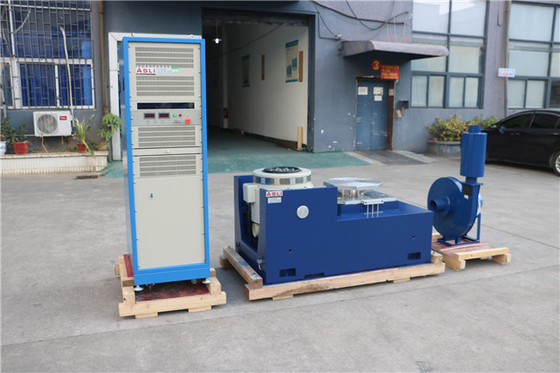 Appareil de contrôle à haute fréquence de vibration d'axe d'ASTM D4728 XYZ pour l'essai à chocs mécanique de sinus aléatoire