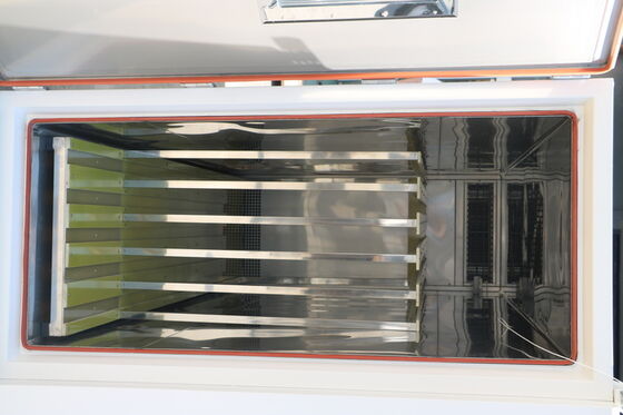 Chambre d'essai climatique programmable et durable à température et humidité constantes pour modules PV, conforme à la norme IEC62133