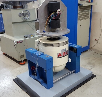 Dispositif de essai de la vibration 10KN, 1.8m/S vibration Shaker Table Systems