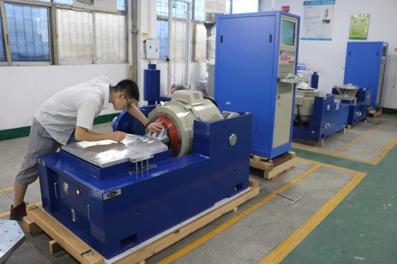 Système de shaker à vibration de grande capacité avec une charge maximale de 300 kg et un poids de bobine mobile de 30 kg pour un test de vibration complet