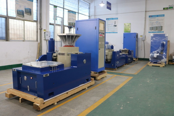 Systèmes de test de vibration du CEI 1-2500Hz de rassemblement d'essai de la batterie UN38.3 et du paquet