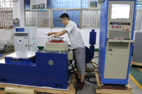 Sinus et grand système de test aléatoire de vibration de déplacement avec le contrôleur pour MIL-STD 810F