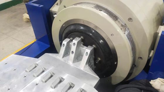 Vibrateur électrodynamique vertical